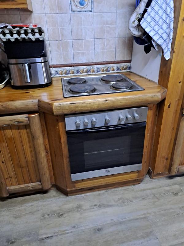 To Let 3 Bedroom Property for Rent in Vredekloof Heights Western Cape